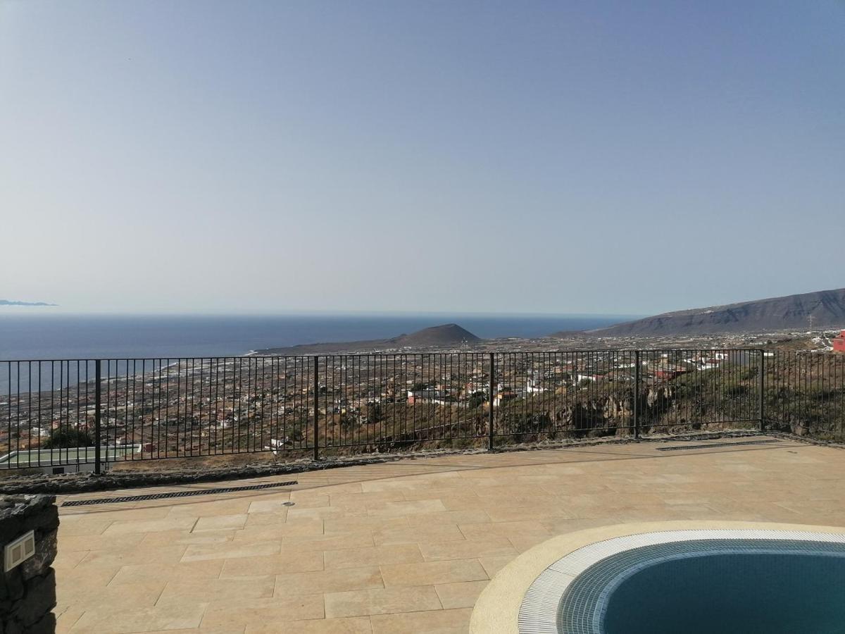 קנדלריה Villa “La Florida” - Wonderful Views - Pool - Wifi מראה חיצוני תמונה